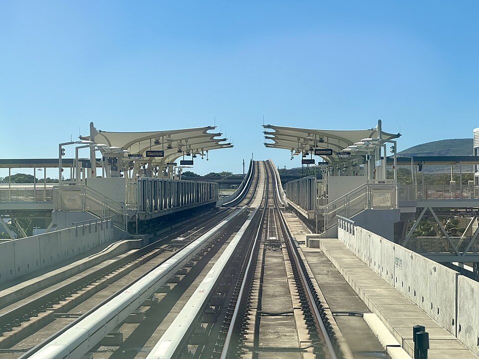 View from Skyline train as you approach Hō‘ae‘ae/West Loch Skyline station.