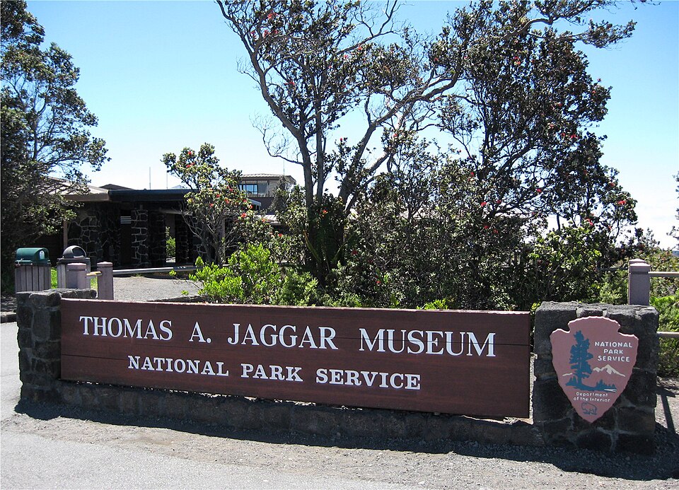 Jaggar Museum overlooking Kīlauea Caldera on Hawaiʻi Island.