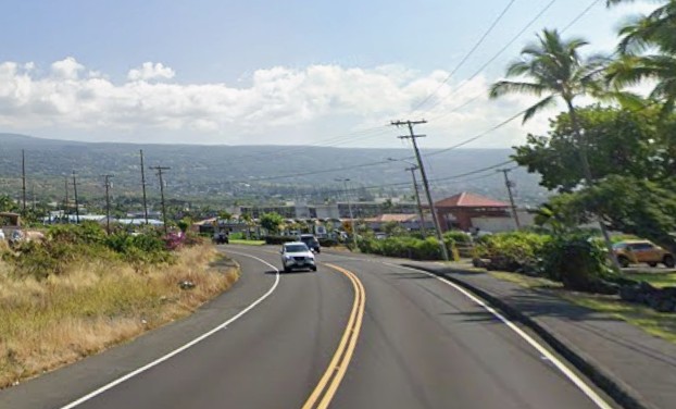 Kuakini Highway approaching the historic center of Kailua-Kona on Hawaiʻi Island.