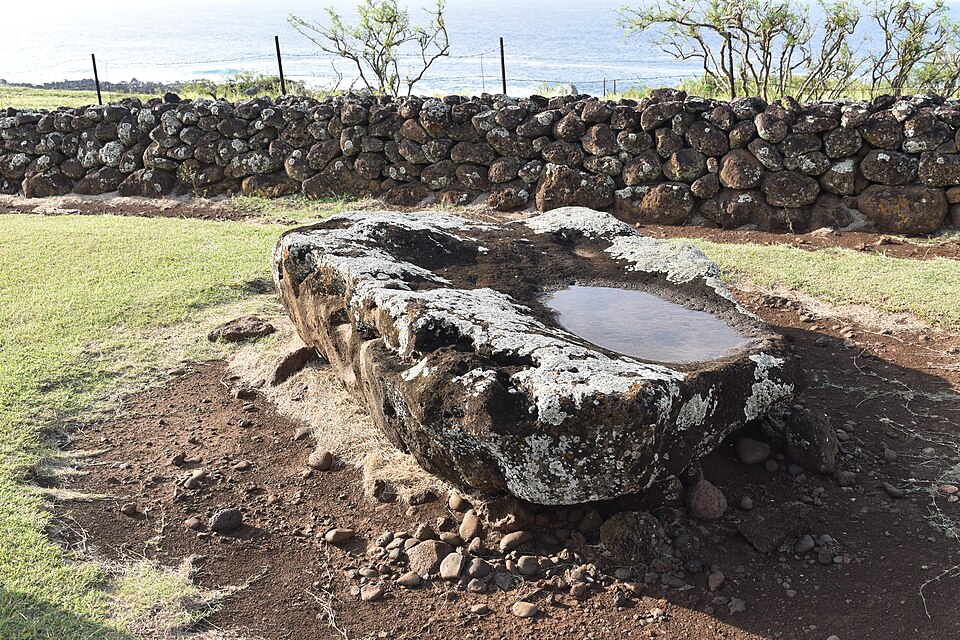 The Holehole Stone outside the walls of Moʻokini Heiau on Hawaiʻi Island.